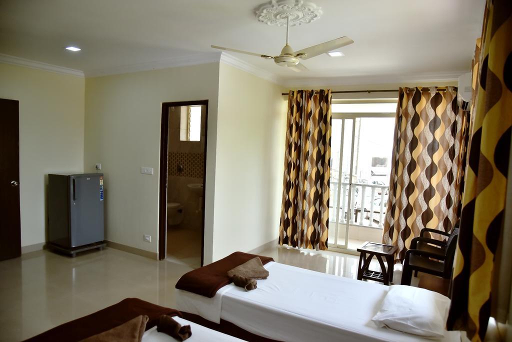 Jolans Guest House Bogmalo Beach Extérieur photo